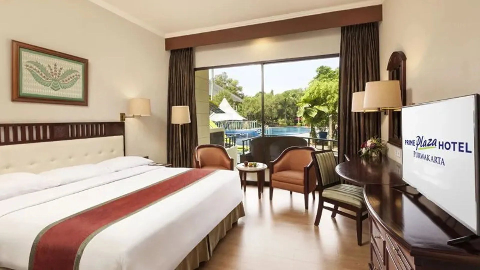 Deluxe Balcony Suite 2