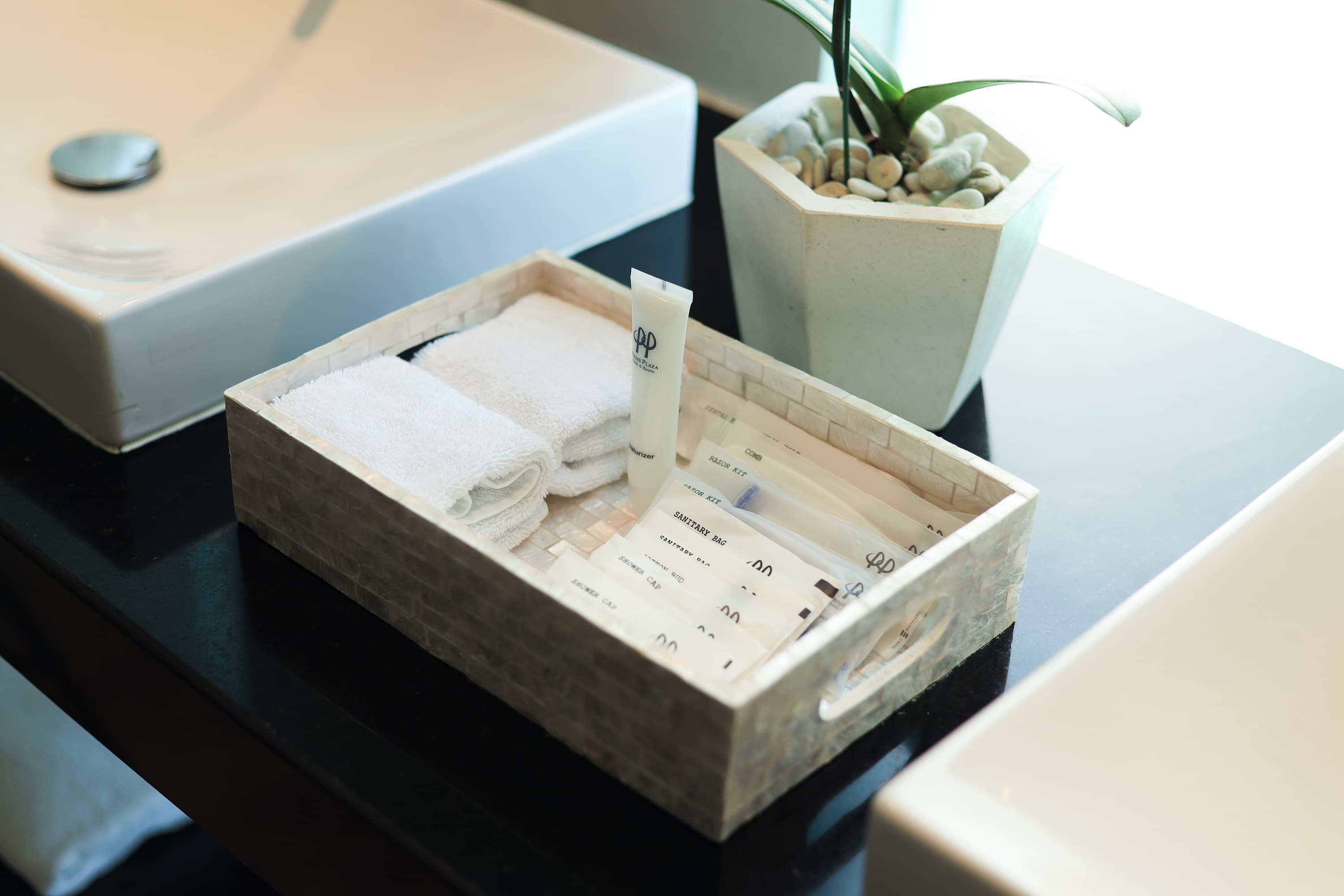 Superior Room - Bath Amenity Tray